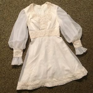 Vintage Wedding Dress Boho Mod Mini Lace Puff 70s